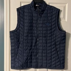 Mens XL North Face Vest